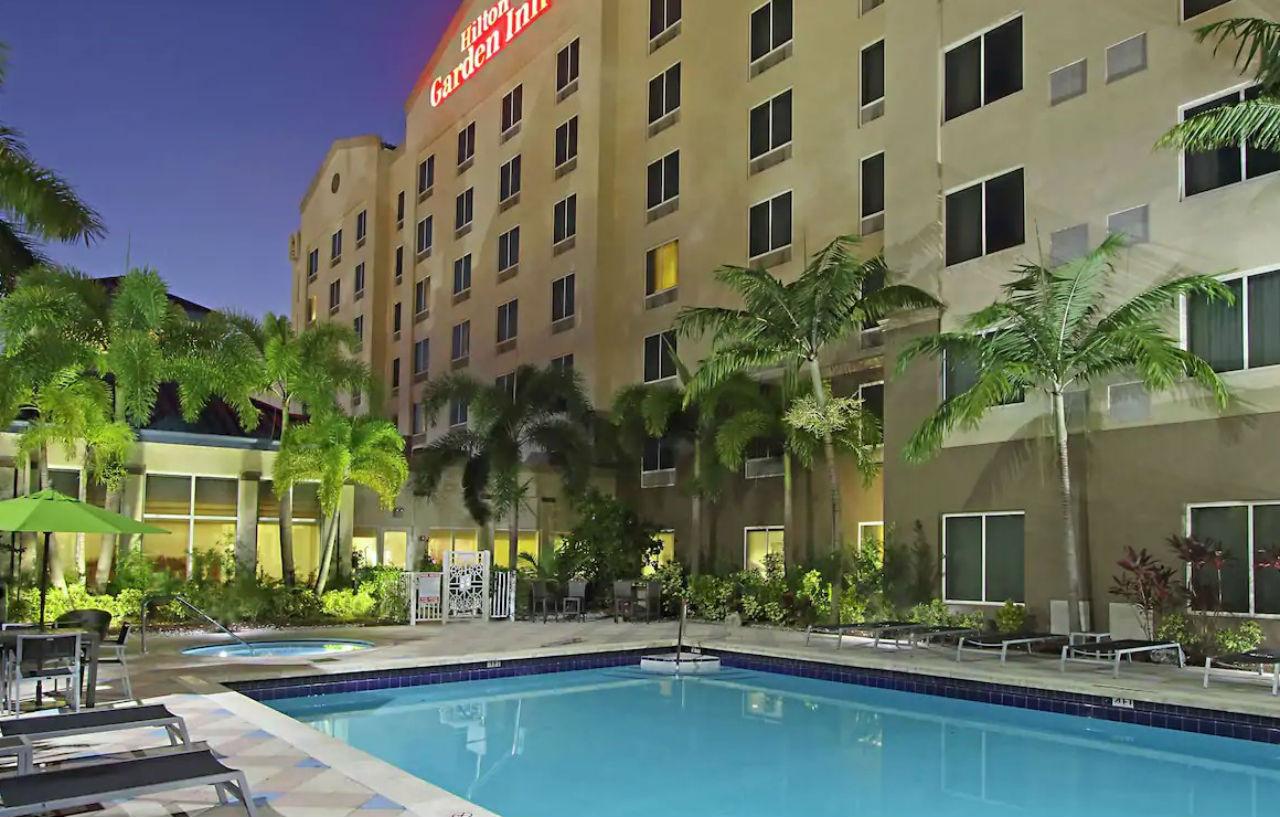 דוראל Hilton Garden Inn Miami Airport West מראה חיצוני תמונה