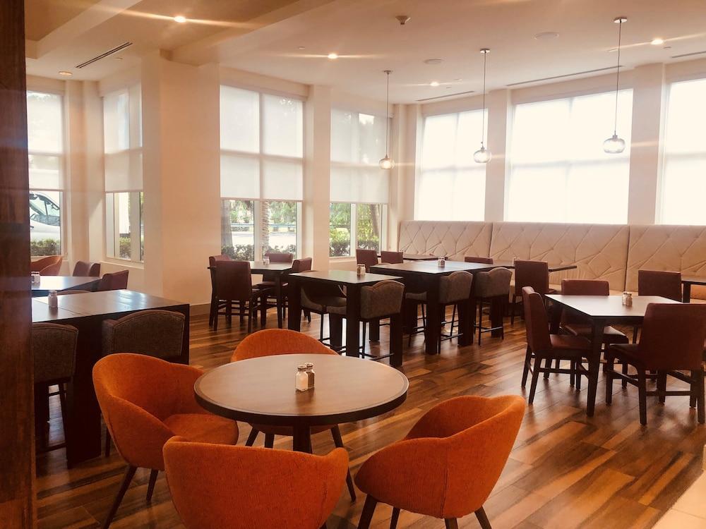 דוראל Hilton Garden Inn Miami Airport West מראה חיצוני תמונה