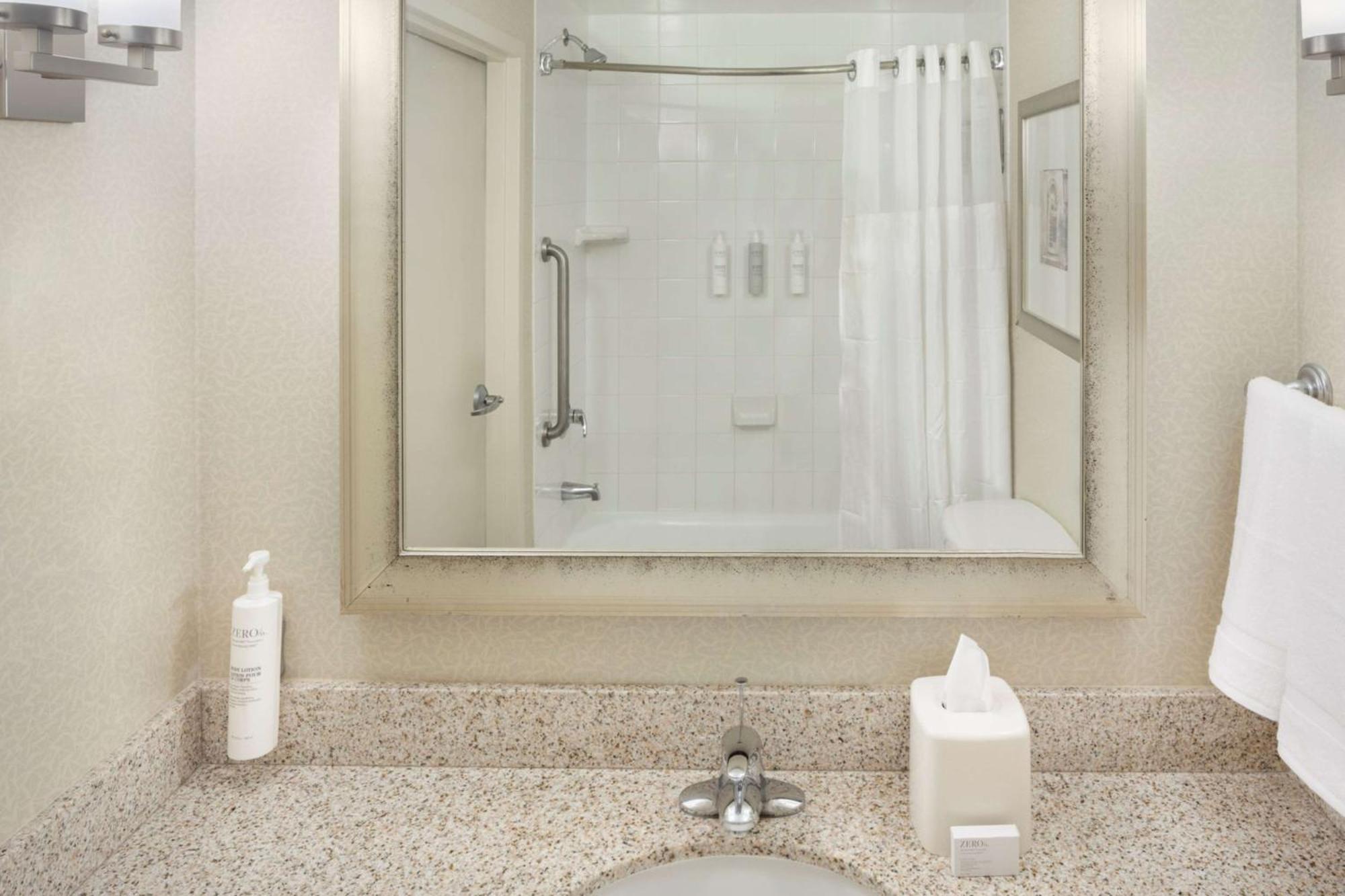 דוראל Hilton Garden Inn Miami Airport West מראה חיצוני תמונה